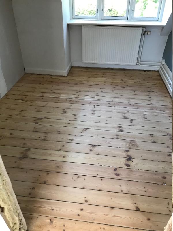 Udskift af fuger i gammelt trægulv