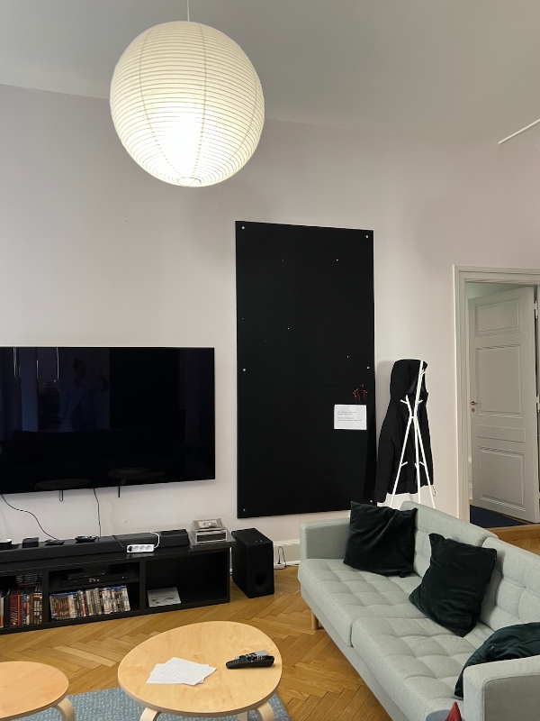 Afmontering af opslagstaver samt ophæng af plakater