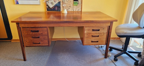 Flytte tungt Skrivebord op på 2 sal