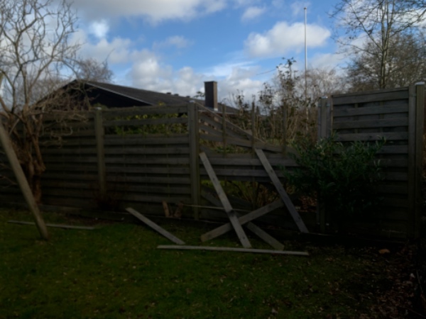 Opsætning af lamelhegn Birkerød