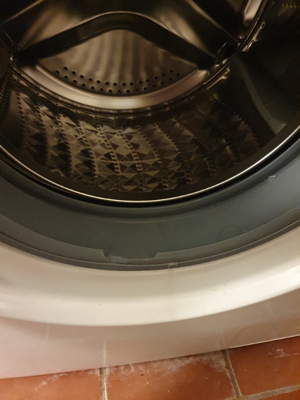 Dørtætning skal skiftes ud