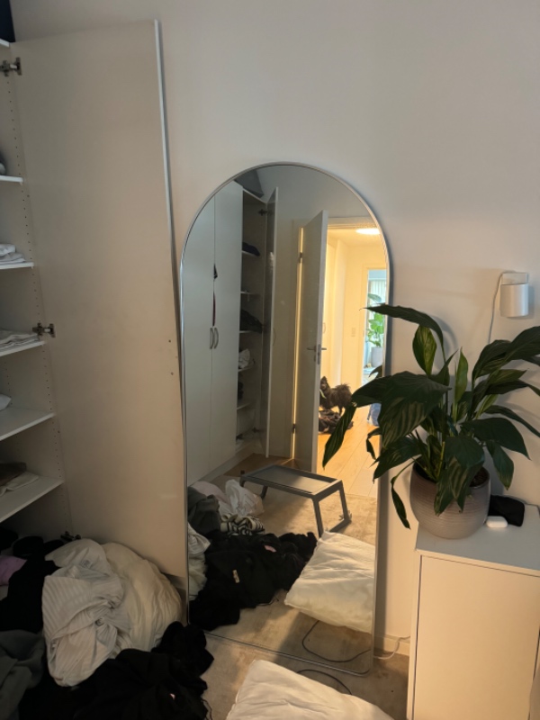 Ophængning af 3 spejle og et billede