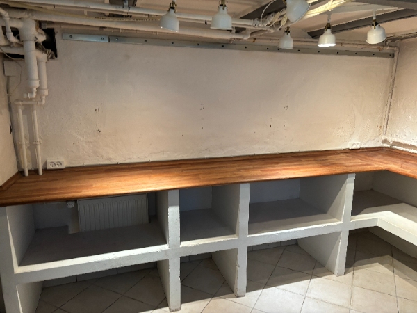 Tør kælder skal istandsættes: pudses og kalkes/males