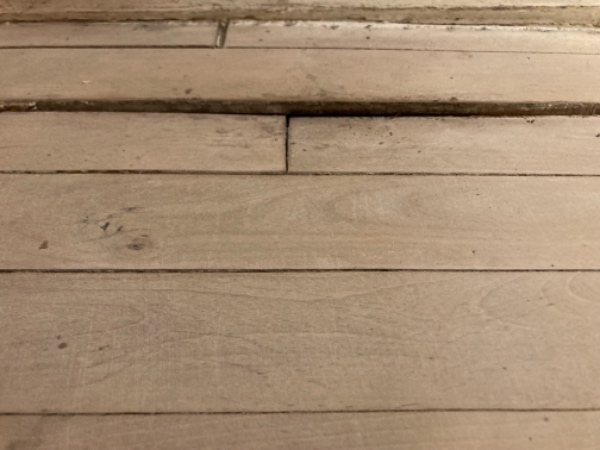 Udskiftning af del af trægulv