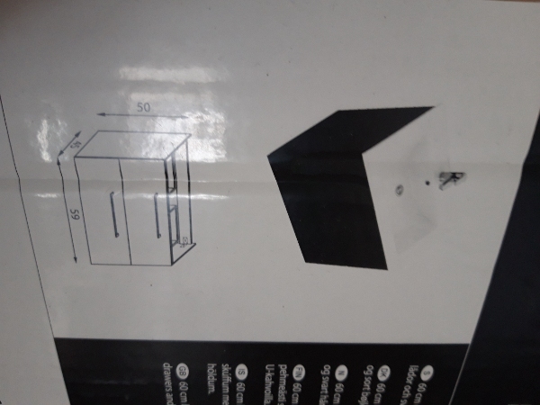 Håndvask/skab samles, skæres til v rør og gerne sættes op