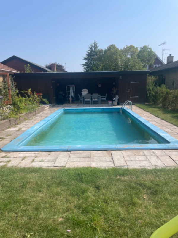 Nedrivning og opfyldning af pool