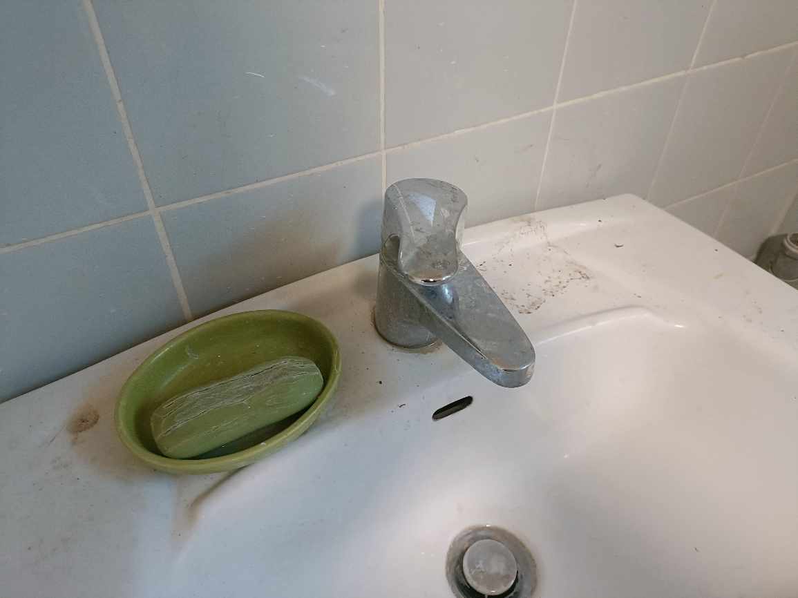 Rengøring af badeværelse