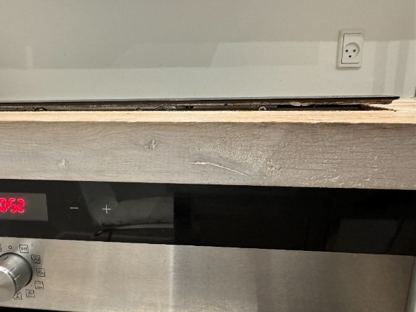 Montering af bordplade