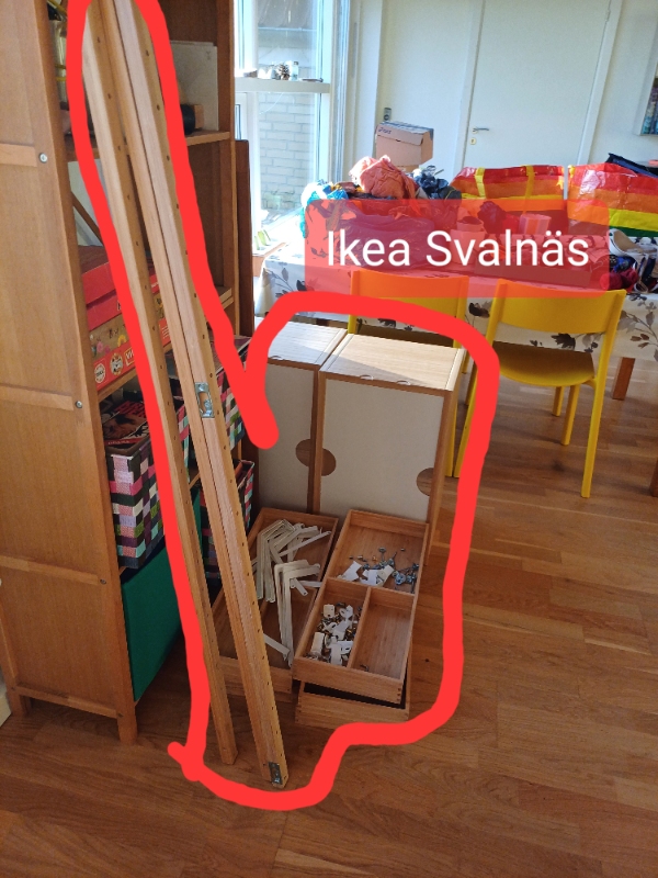 Flytning af væghængte reoler, oprydning og organisering i garage, havearbejde