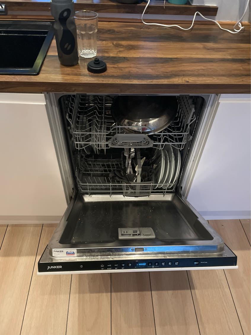 Justering af skæv låge til opvaskemaskine plus div ophæng