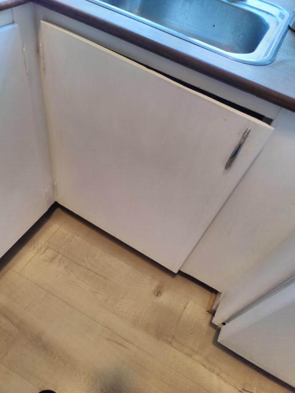 Hjælp til dørhåndtag og køkkenlåge