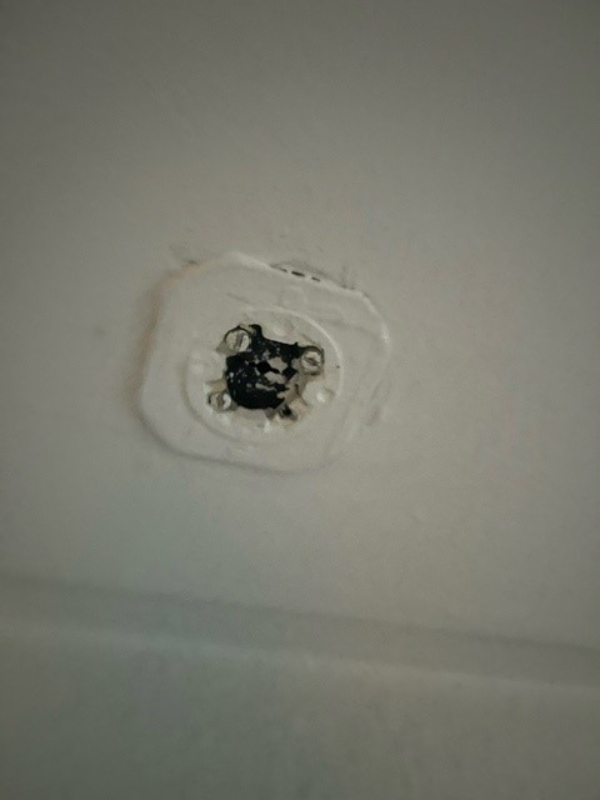 Udskiftning af EL-udtag i loft