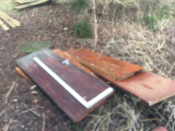 Døre og brædder skal væk