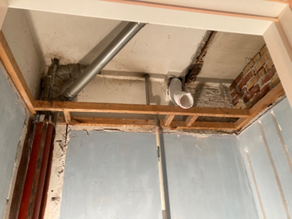 Nyt gipsloft i badeværelse