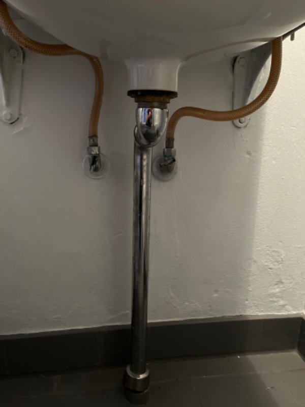Udskiftning af toilet og vask