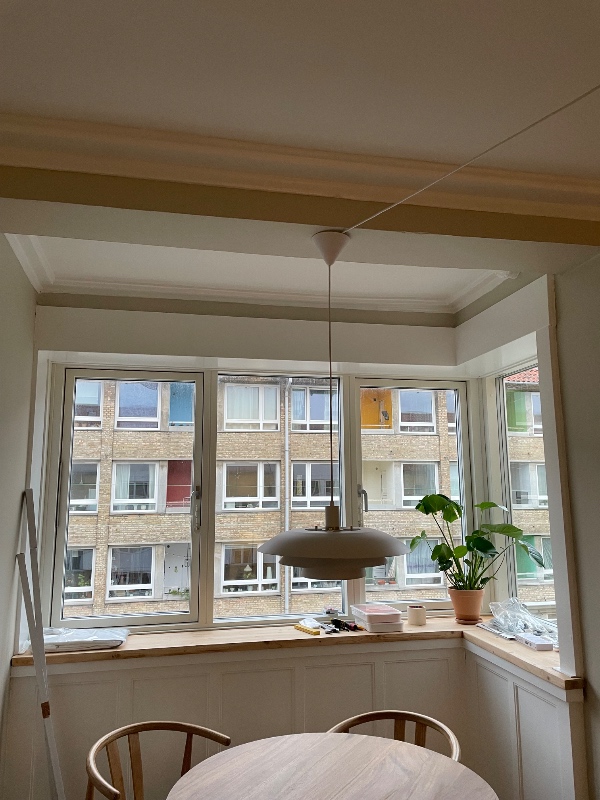 Opsætning af gardinskinner + skraldespand stativ