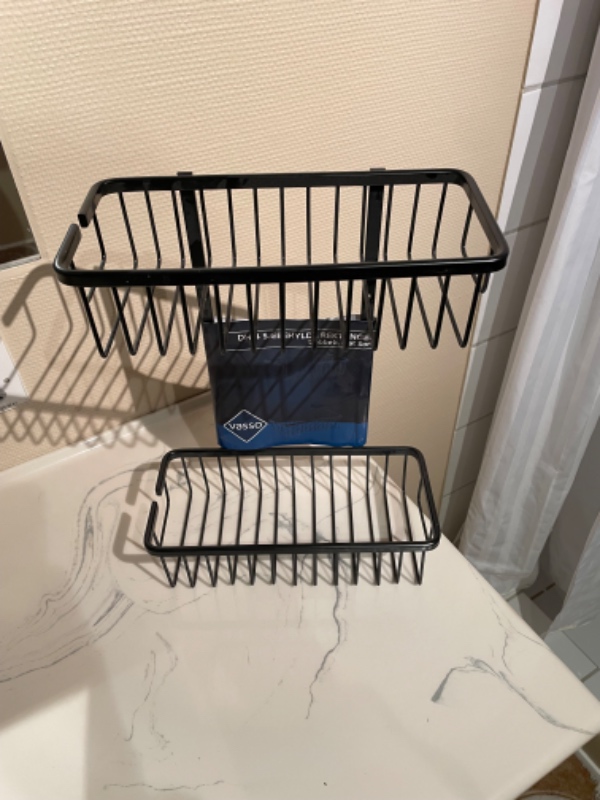 Opsæt brusearmatur og hylde