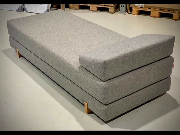 Afhentning af daybed i Greve der skal fragtes til Vesterbro