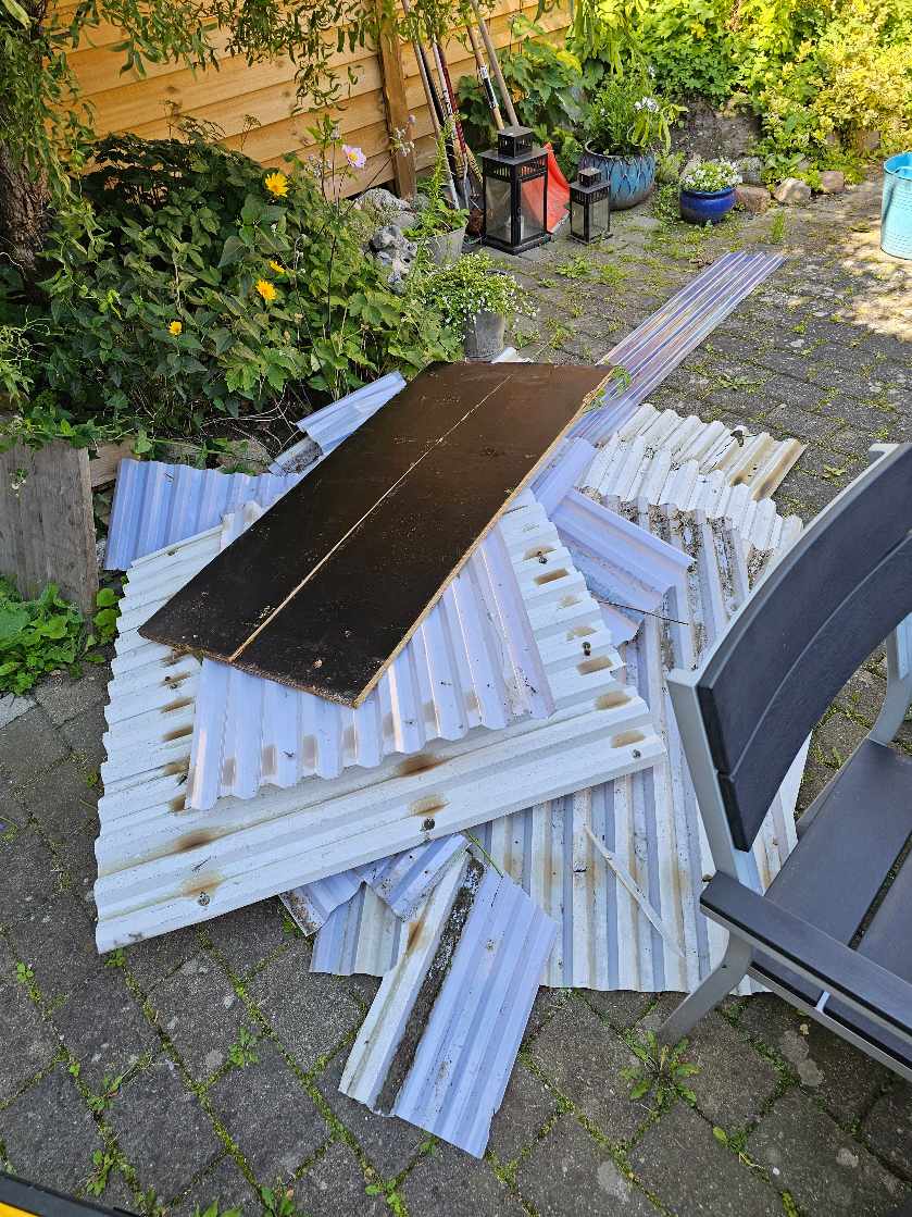 Bortskaffelse af trapeztag og plader