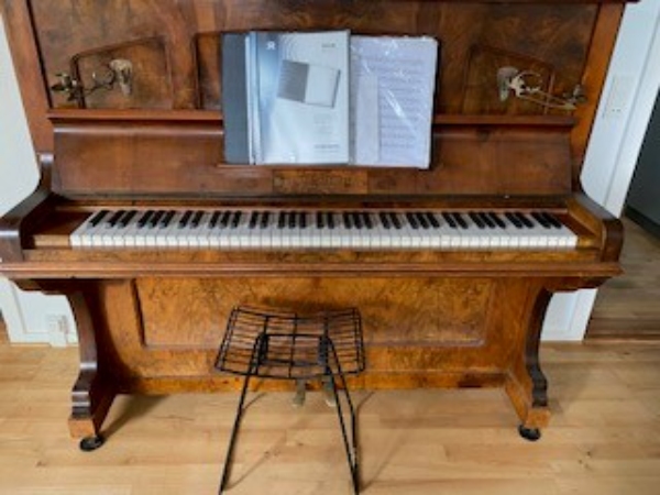 fjernet et gammelt klaver