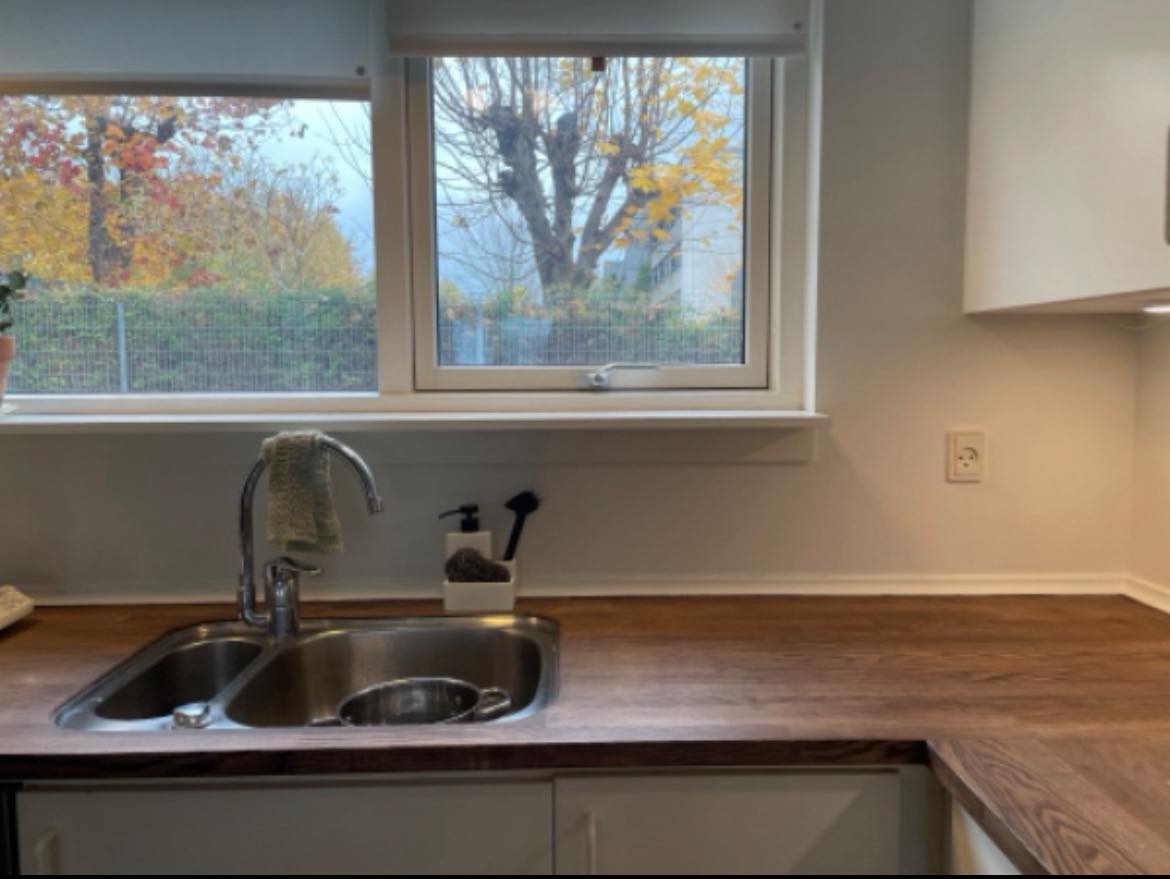 Opsætning af fliser i køkken