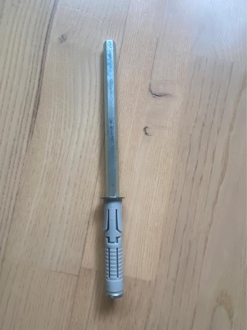 Ophængning af reol på væg