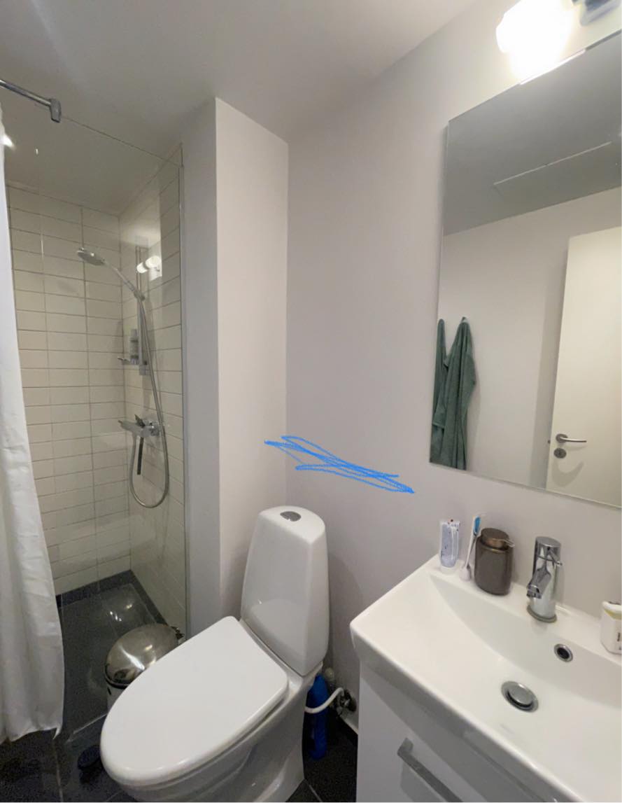 Væghængt puslebord
