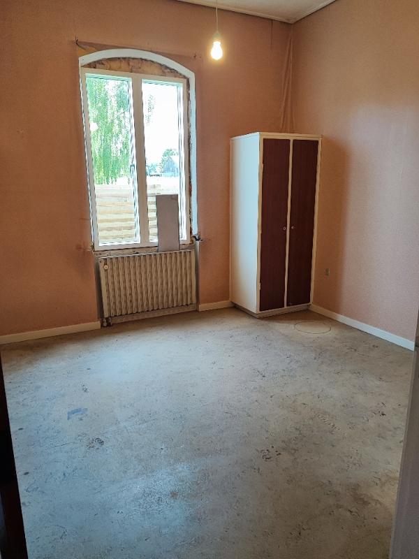 Maling og gulv i lejlighed