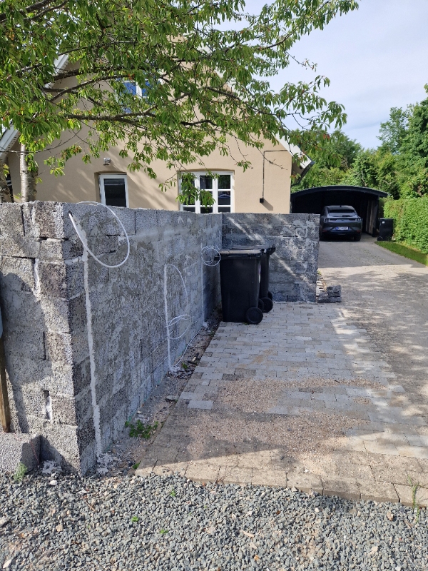 Pudsning af mur 19x1.6 meter