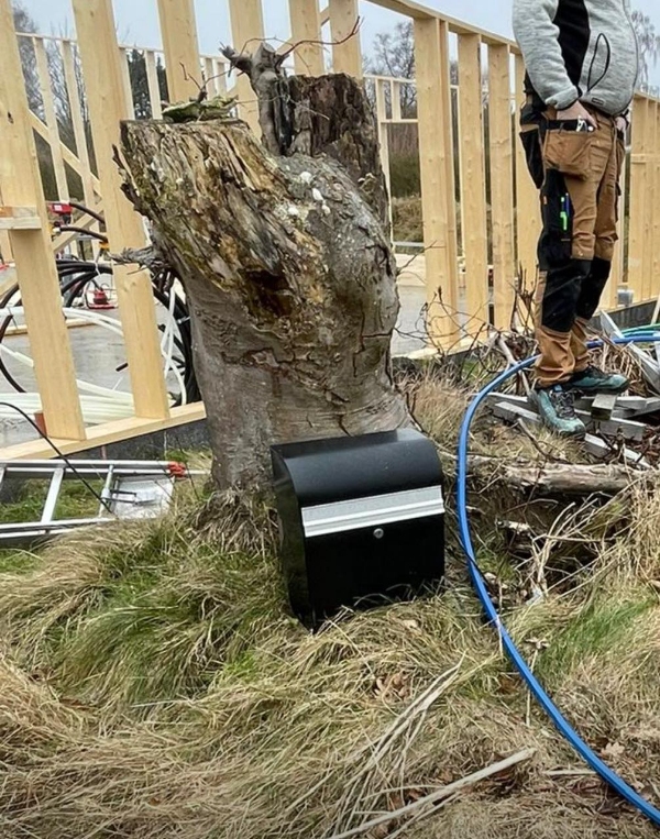 Fjerne ukrudt, traestamme og grene