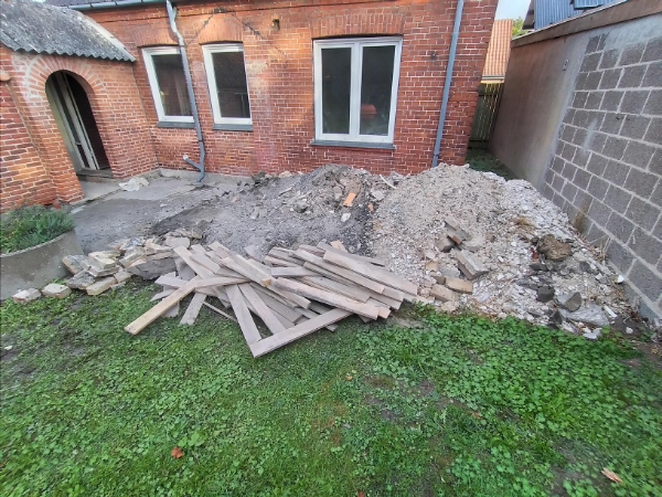 Afhentning af affald og aflevering på genbrugsplads