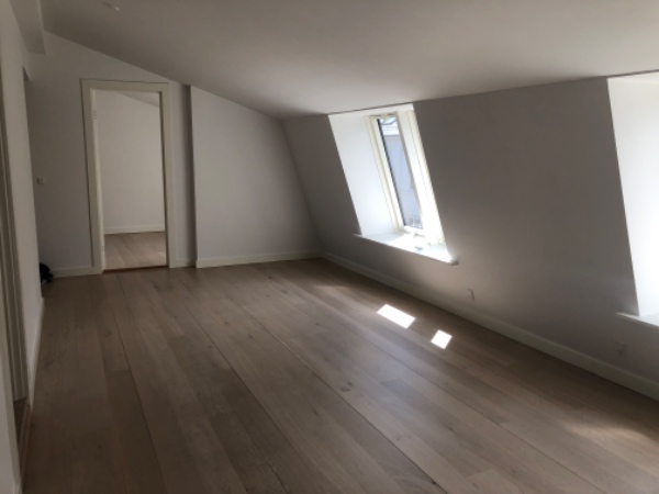 Maling af vægge og slibning af gulve ved fraflytning