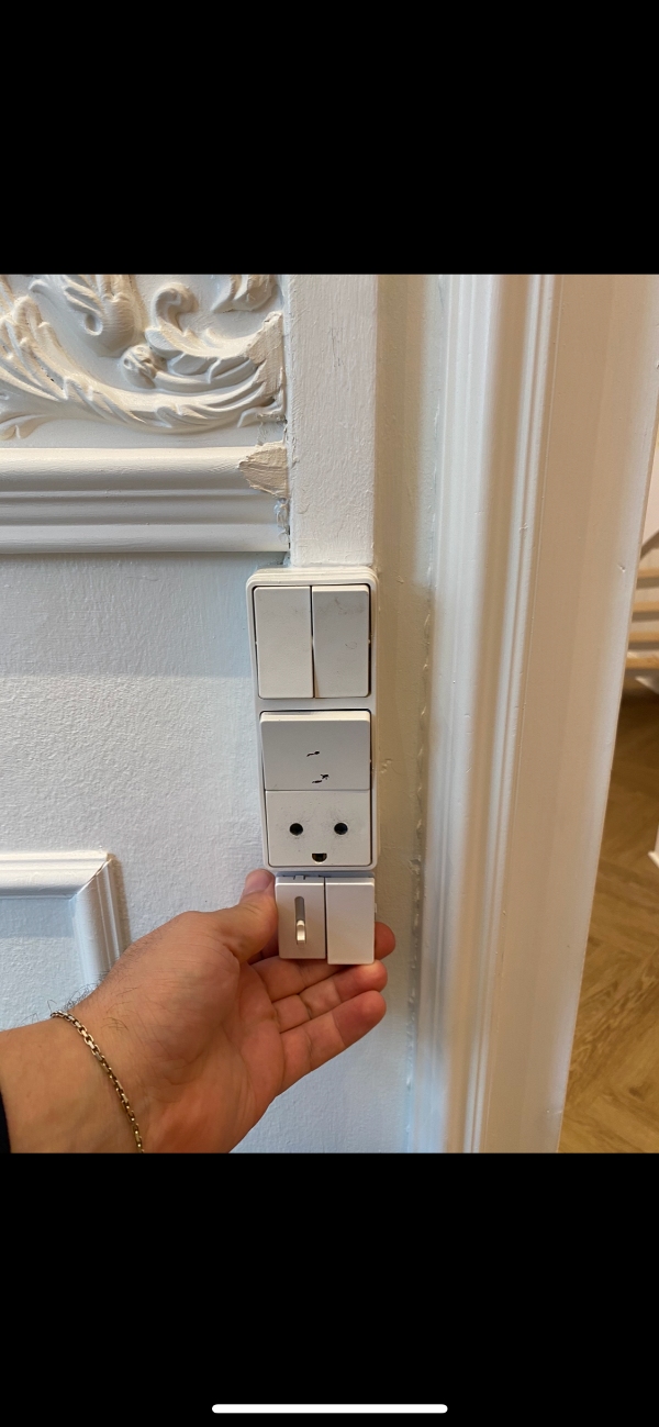 Installation af to lysdæmpere