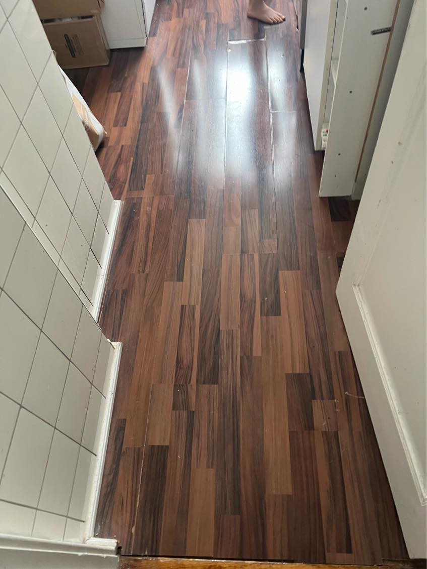 Få lagt parket (klik gulv) 65 kvm