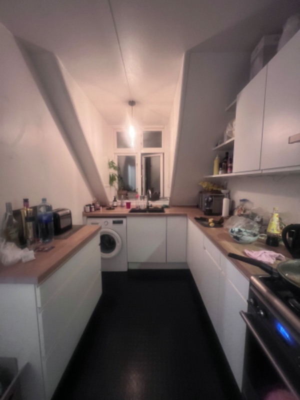 Køkken ændring og rykkes i forbindelse med oprettelse af balkon