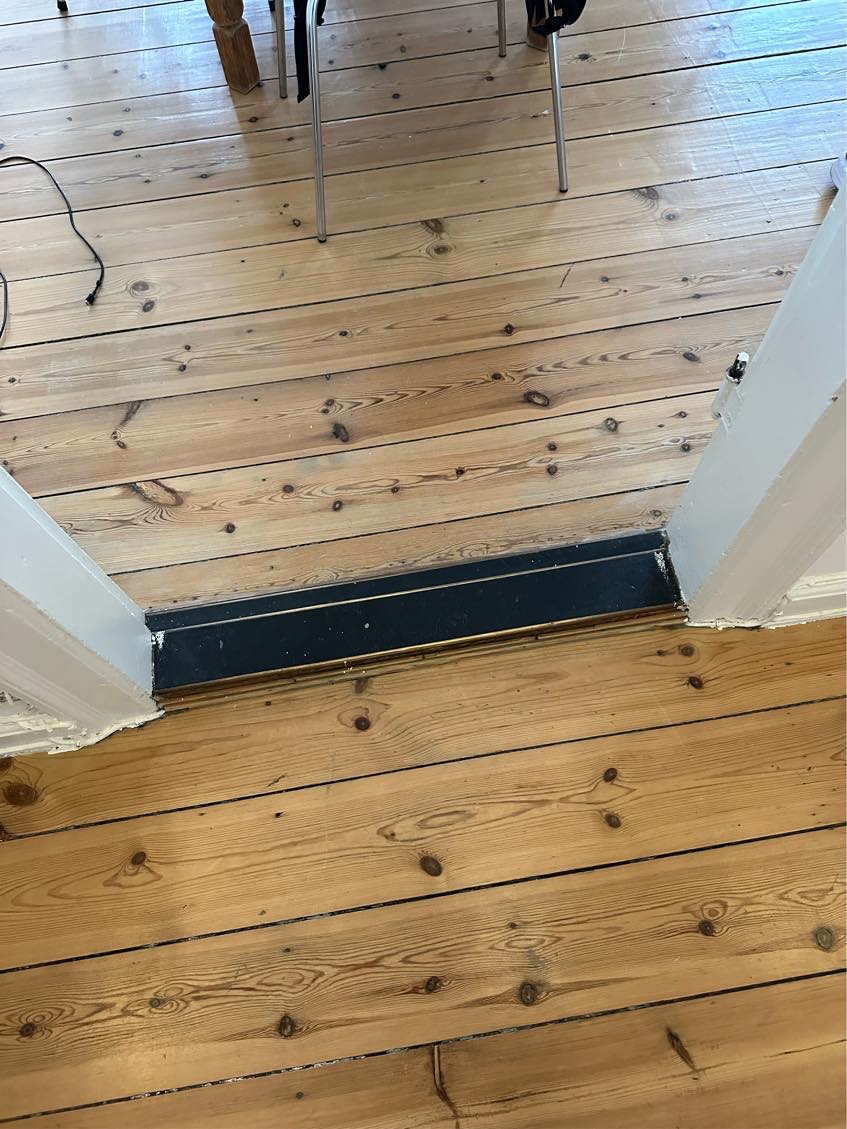 Fjerne dørtrin/bundstykker