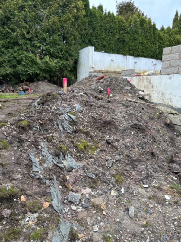 Fjernet overskydende jord efter byggeri