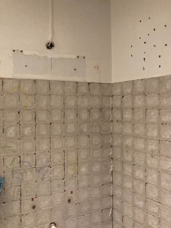 Vådrumssikre, fuldspartle og male