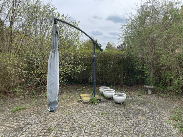 Fjerne ukrudt m.m fra terrasse