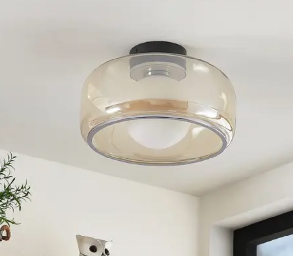 montering af loftslampe