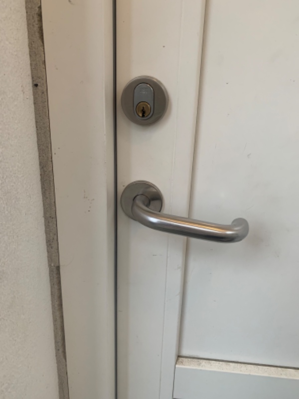 Dørhåndtag på hoveddør