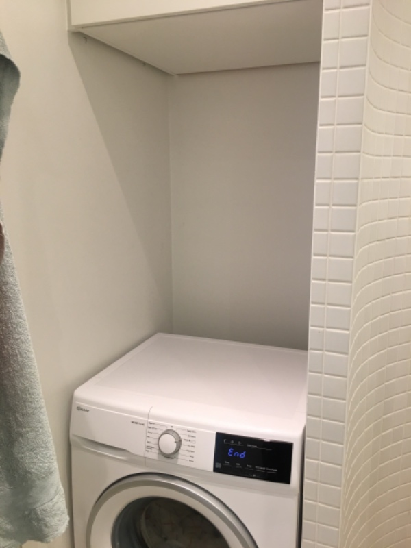 Flytte en tørretumbler fra 1 hus i min forening til mit hus op på 1. sal