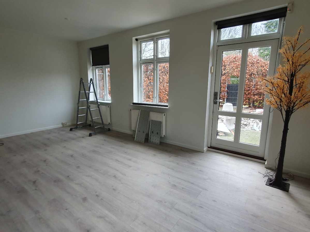 Vindues pudsning i hel Lejlighed på 122 m2