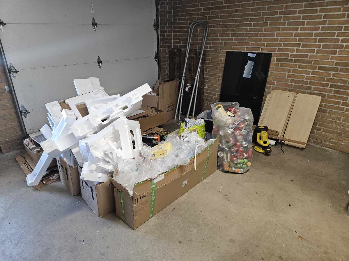 Bortkørsel af diverse til genbrugsplads