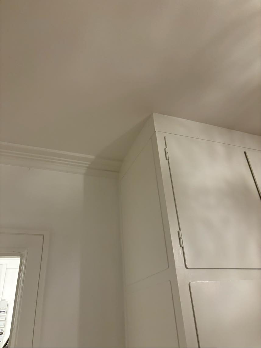 Tilbud på gipvæg med skydedør