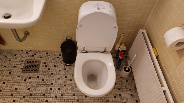 Væghængt toilet, montage, demontering af gl. toilet