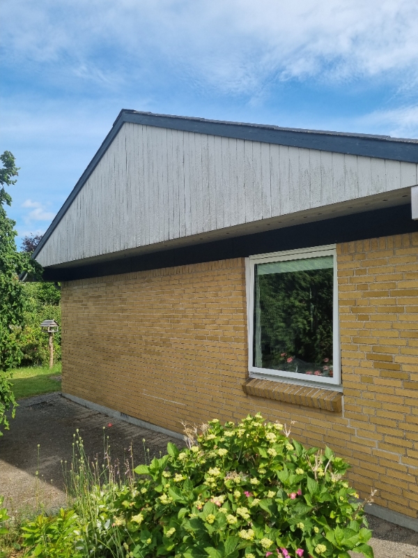 Male udendørs træværk og gavle