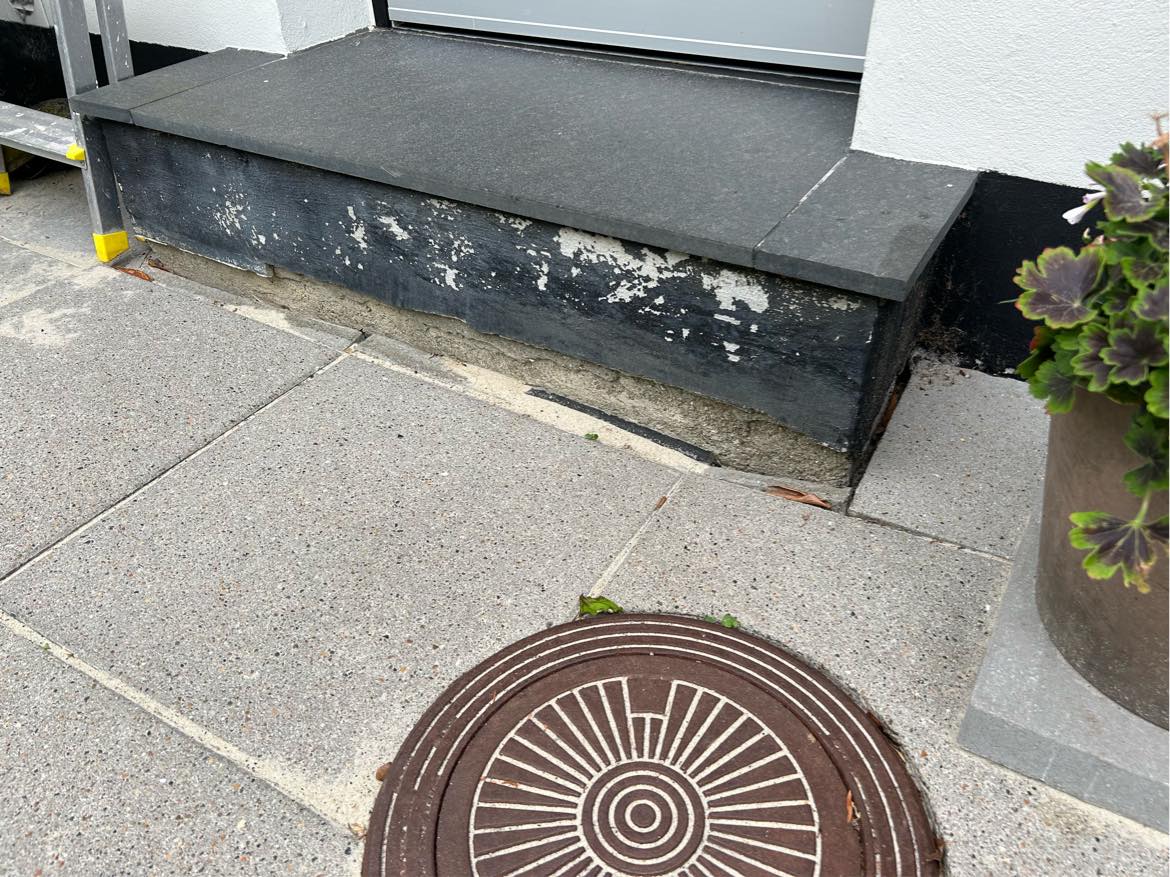 Rep af udendørs puds