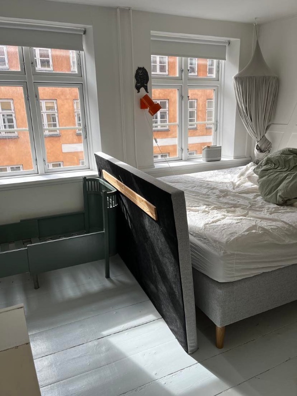 Skillevæg i soveværelse