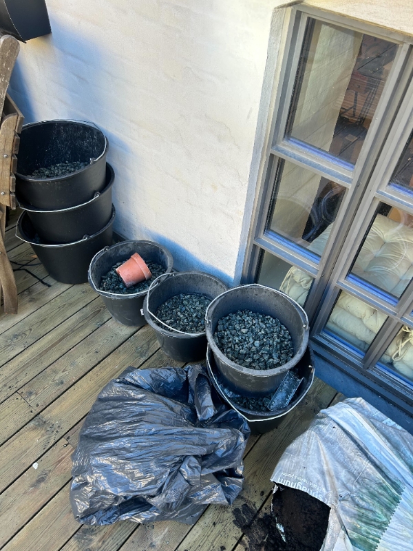 Afhentning af diverse møbler + diverse